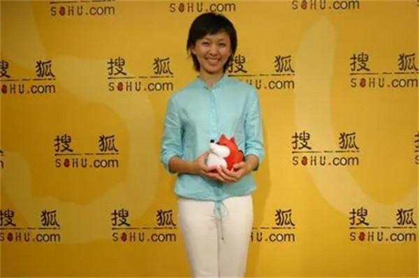 年輕國臉歐陽夏丹，工作上升期卻從央視消失，背後原因是什麼？