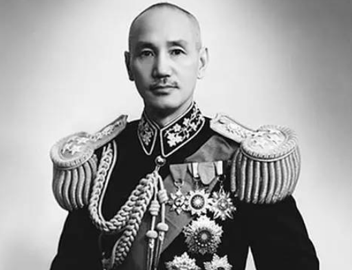 49年警衛劉全德刺殺老領導陳毅，陳毅收到密報後：他來就讓他來吧