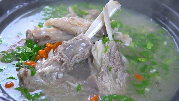 冬天天氣寒冷，這幾道燉菜很不錯，開胃下飯營養足，關鍵身體暖和