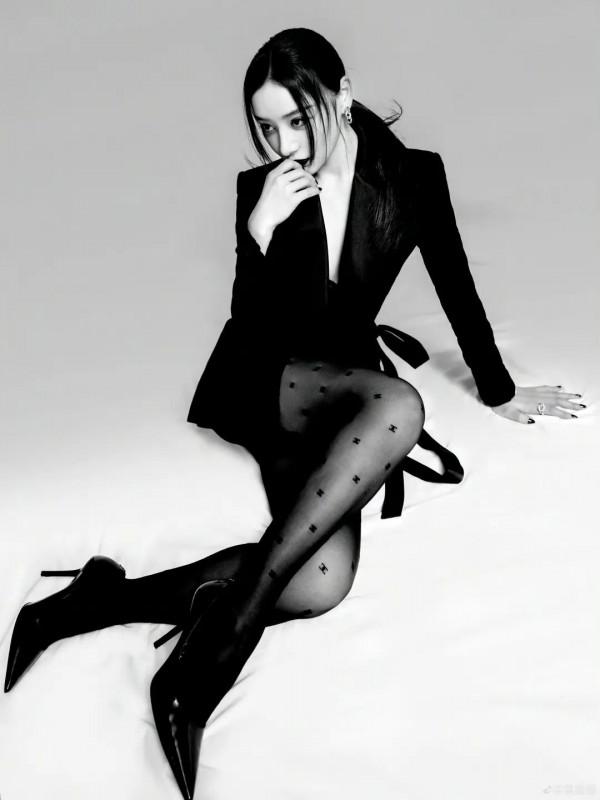 馬甲線女神袁姍姍