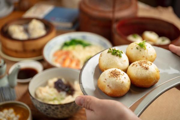 985、211畢業生,賣起了生煎夾饃 985、211畢業生,賣起了生煎夾饃