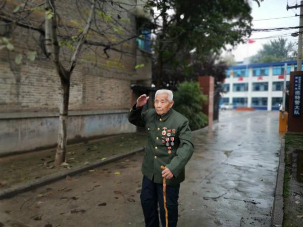 抗美援朝 | “你炸壞這座橋，我就修通那座橋” 這名鐵道老兵就是剛