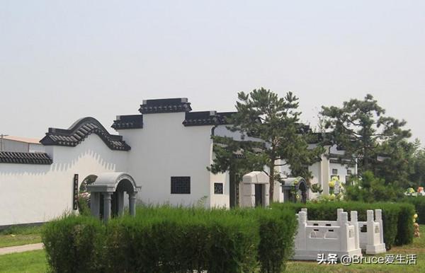 臥龍公墓在北京周邊的公墓中有什麼優勢嗎？