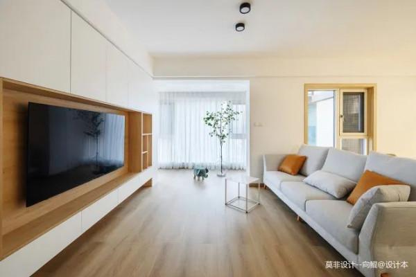 原木+白，簡約即正義的五口之家