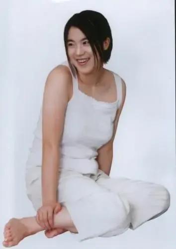 王楠的故事：世乒賽三連冠第一人，曾患癌症，大八歲老公不離不棄