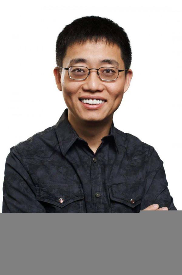 黃西和妻子近照,他是央視海歸博士,他背後的艱辛常常被一筆帶過 黃西和妻子近照,他是央視海歸博士,他背後的艱辛常常被一筆帶過