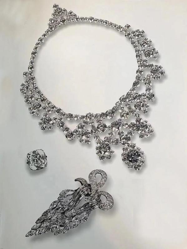 美國富豪中的“王室迷”,竟然“繼承”了4位皇后的家當 美國富豪中的“王室迷”,竟然“繼承”了4位皇后的家當