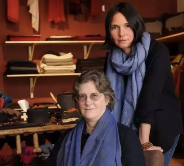 美國女孩嫁甘肅農村小夥,生兩個孩子,做圍巾一條賣1萬元,憑啥 美國女孩嫁甘肅農村小夥,生兩個孩子,做圍巾一條賣1萬元,憑啥