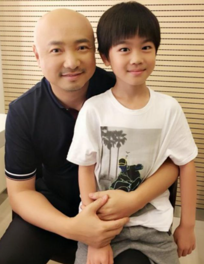 韓昊霖飾演的趙宣素一出場，我們知道了什麼是演技，雙聲道搶鏡