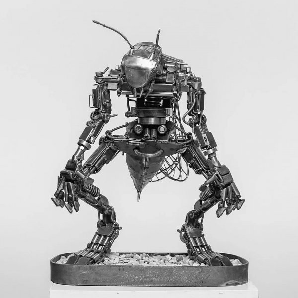 Denis Kulikov 和他的炫酷機甲風動物雕塑