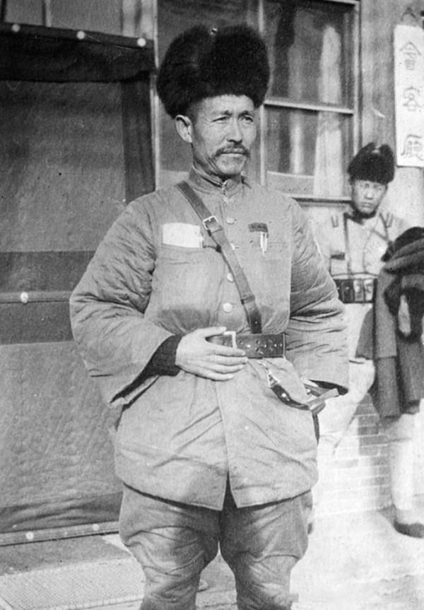 只比一場就被定為國考第一,25歲當國術館長的萬籟聲,有多厲害 只比一場就被定為國考第一,25歲當國術館長的萬籟聲,有多厲害