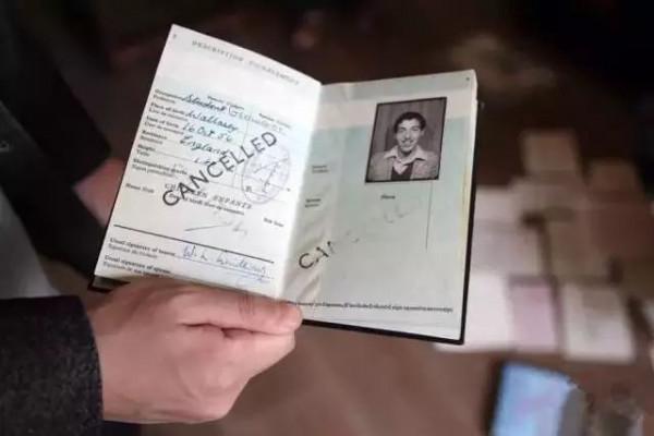 這個英國老頭在長城撿了22年垃圾，不僅閃婚了箇中國媳婦，還上BBC被英女王授予勳章