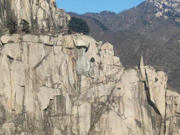 正月初五登扇子崖