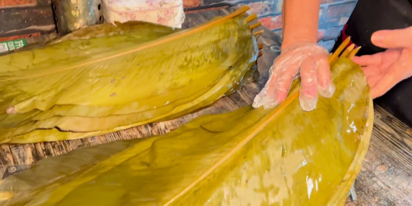 海南大姐自創寶塔粽,68元一個3斤半重,老闆嫌棄不掙錢,限量做 海南大姐自創寶塔粽,68元一個3斤半重,老闆嫌棄不掙錢,限量做