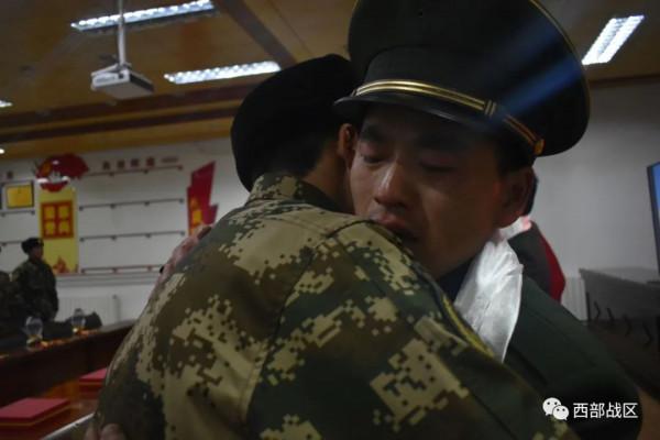 進藏!新戰友奔赴雪域高原新戰位 進藏!新戰友奔赴雪域高原新戰位