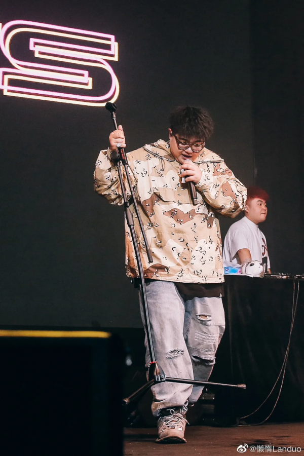 除了貝貝以外，還有哪些知名rapper從沒發過專輯？