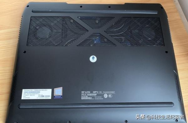 八千多滿血版RTX3060遊戲本雷神ZERO值得入手嗎?拆機測評告訴你 八千多滿血版RTX3060遊戲本雷神ZERO值得入手嗎?拆機測評告訴你