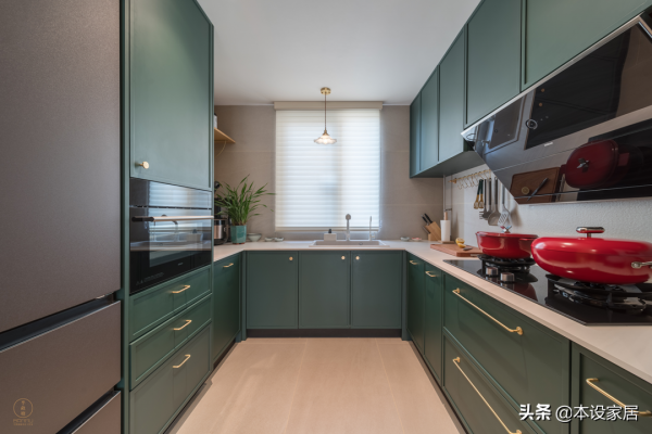 發現一戶頂樓人家的裝修，那叫一個溫馨！驚豔了整個小區，超羨慕