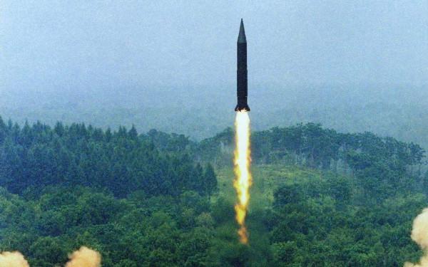 能打擊美本土的國家又多了一個?伊朗發射火箭,真身或是洲際導彈 能打擊美本土的國家又多了一個?伊朗發射火箭,真身或是洲際導彈