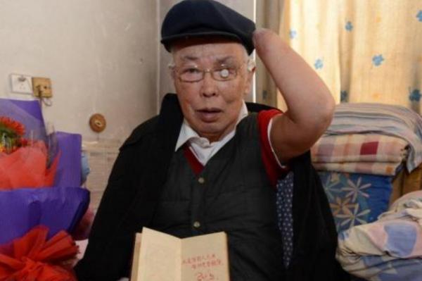 14歲參軍17歲赴朝,在朝鮮失去四肢和左眼的朱彥夫,後來怎樣了? 14歲參軍17歲赴朝,在朝鮮失去四肢和左眼的朱彥夫,後來怎樣了?