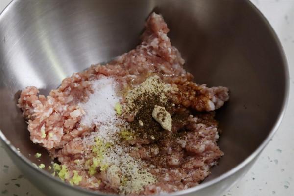 豬肉這吃法太舒坦了,餓了饞了來一片,越嚼越香,做法還不難 豬肉這吃法太舒坦了,餓了饞了來一片,越嚼越香,做法還不難