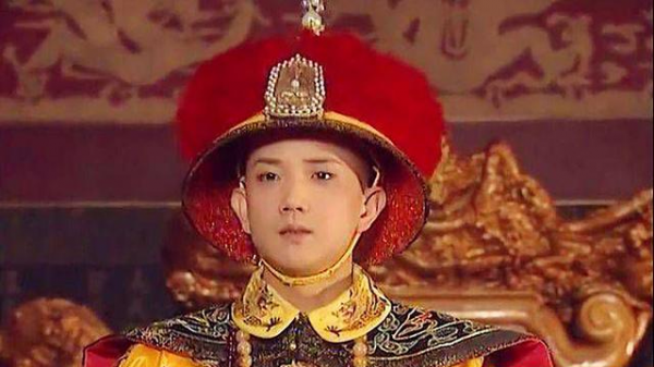 賈赦兩個兒子的名字,為何跟乾隆兩個嫡子的名字如此相似? 賈赦兩個兒子的名字,為何跟乾隆兩個嫡子的名字如此相似?