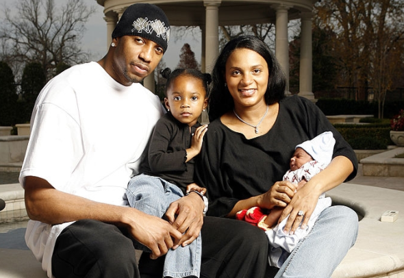 42歲麥蒂曬與女兒合影,鬍子都白了!滿眼慈父的愛,時光慢些吧 42歲麥蒂曬與女兒合影,鬍子都白了!滿眼慈父的愛,時光慢些吧