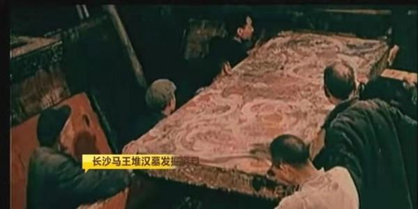 日本多次索要她的頭髮,從幾縷到1根,中國察覺異常:半寸也不給 日本多次索要她的頭髮,從幾縷到1根,中國察覺異常:半寸也不給