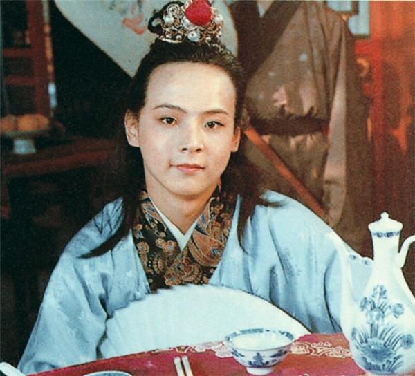 紅樓夢：難怪元春會被封妃，看賈寶玉與北靜王暗中做了什麼好事？