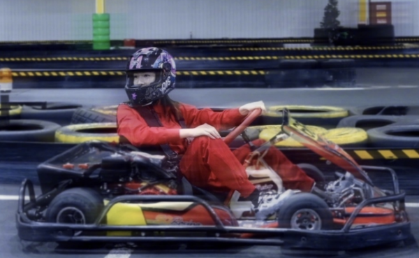 江疏影曬《歡樂頌3》殺青照，拍攝歷時7個月，新五美罕見親密同框