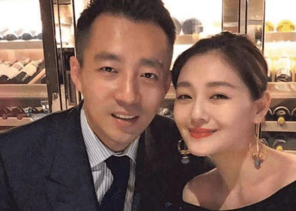 大S官宣離婚,當愛已成往事,誰離婚都不驚訝,沒知音寧可孤獨? 大S官宣離婚,當愛已成往事,誰離婚都不驚訝,沒知音寧可孤獨?