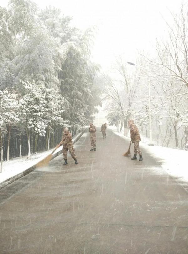 人生匆匆過,你我是過客 人生匆匆過,你我是過客