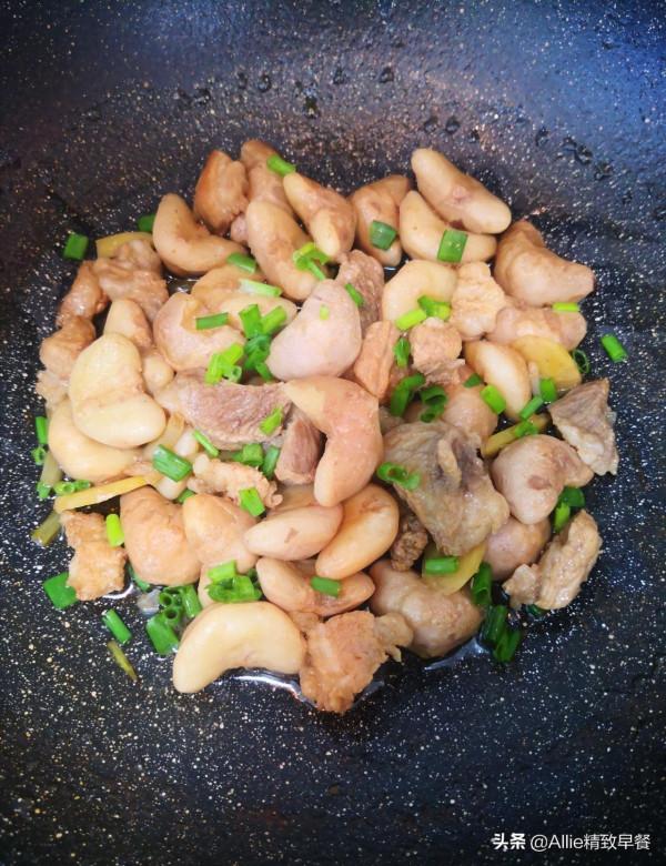 南瓜還能這樣做,不用揉膜,不用烤箱,鬆軟香甜還拉絲,太好吃了 南瓜還能這樣做,不用揉膜,不用烤箱,鬆軟香甜還拉絲,太好吃了