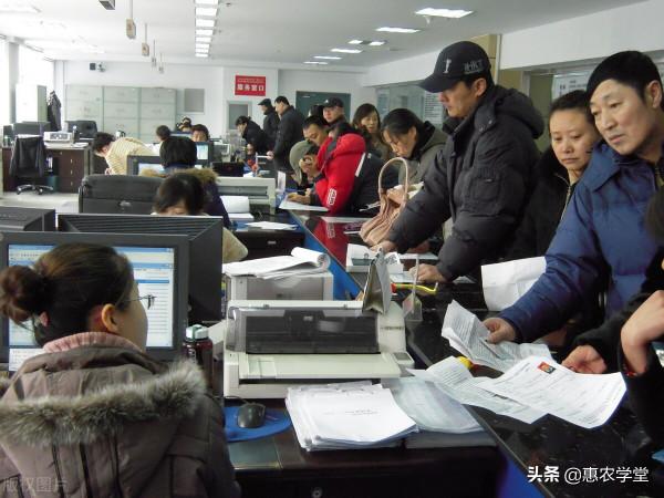 農村分戶口需要什麼條件和手續？分戶後可以申請新的宅基地嗎？