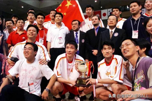 2億熱搜出圈,蔣興權老爺子值得 2億熱搜出圈,蔣興權老爺子值得