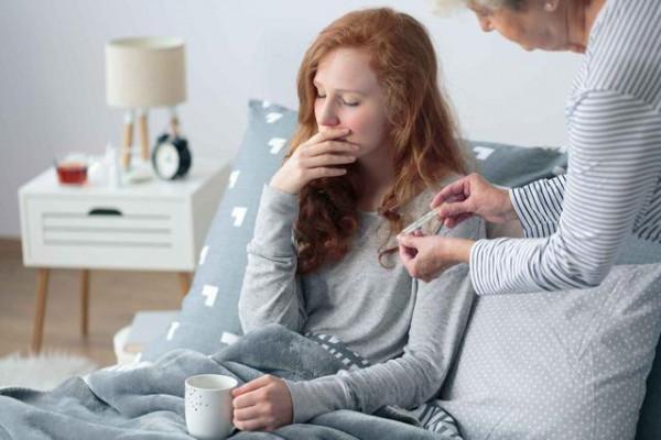 半夜突然口乾舌燥？別以為是缺水，或許是這幾種問題的&OpenCurlyDoubleQuote;訊號&rdquo;