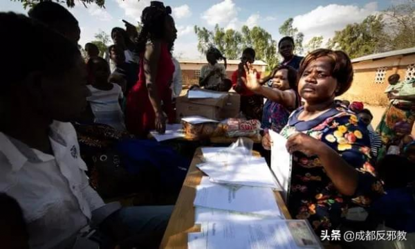 非洲菸農:被資本與菸葉綁架的一生 非洲菸農:被資本與菸葉綁架的一生