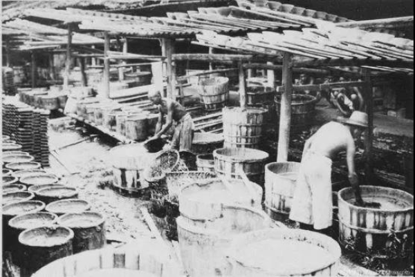 授銜結束,臺下還站著一個人,周總理問原因:還沒有唸到我的名字 授銜結束,臺下還站著一個人,周總理問原因:還沒有唸到我的名字