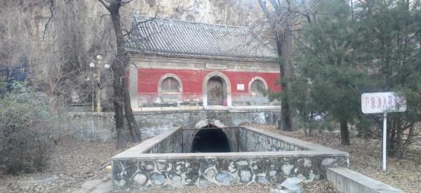 新年爬房山北半壁店村的南大梁