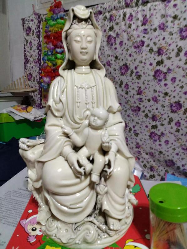 明萬曆德化窯何朝宗款送孑觀音 明萬曆德化窯何朝宗款送孑觀音