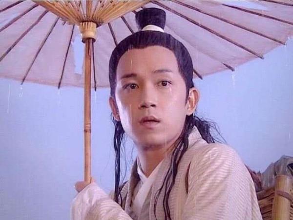 油膩男星的苦惱：出道玉樹臨風，如今功成名就，可惜“面目全非”