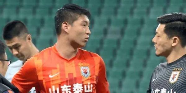 真飄了，奪冠後只因戰平國安，冠軍教頭就被直播時用彈幕喊下課