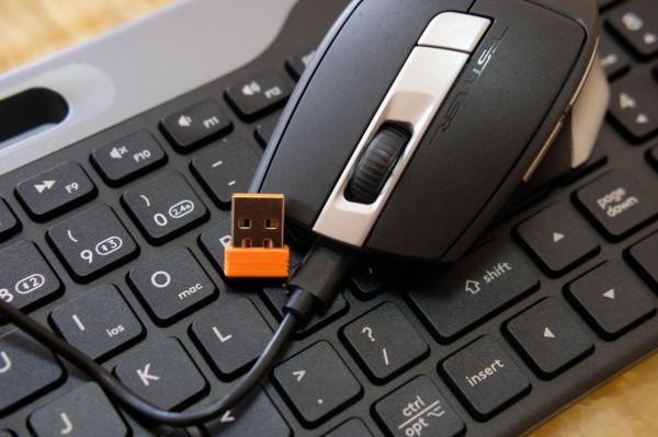 雙飛燕飛時代鍵鼠使用體驗：無線藍芽多模，平價辦公最優選