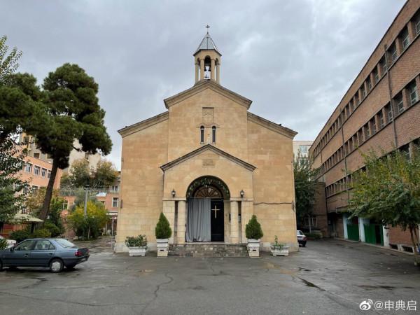 國家博物館和藝術館，亞美尼亞教堂和猶太會堂，伊朗歷史都在這裡