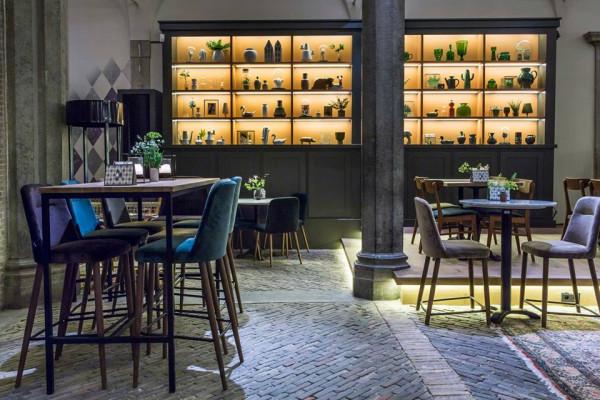 建築改造之荷蘭老市場變餐廳