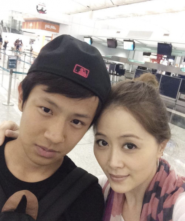 姚樂怡公開24歲弟弟近照，長相帥氣像吳尊，姐弟相差24歲感情要好