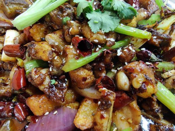 首發價1799！moto edge S30體驗，首款888 Plus+LCD屏手機靠得住嗎？