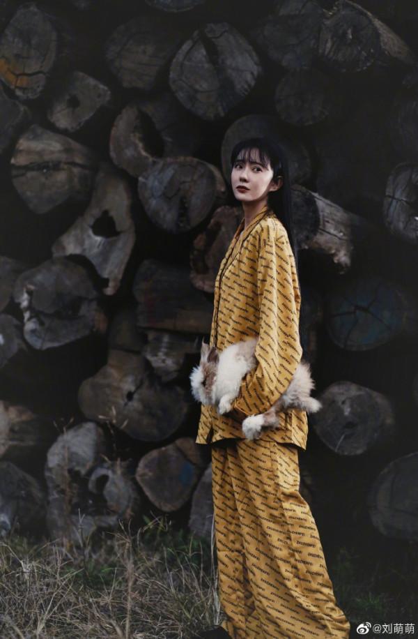 在白宇家?“諾瀾”劉萌萌自曝近照,素顏朝天,臉僵到認不出 在白宇家?“諾瀾”劉萌萌自曝近照,素顏朝天,臉僵到認不出