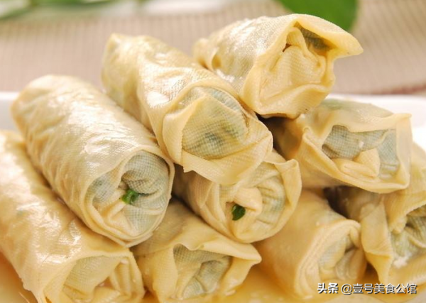 雞汁特色的薺菜百葉捲,鮮嫩好吃,營養美味,老少皆宜的美食 雞汁特色的薺菜百葉捲,鮮嫩好吃,營養美味,老少皆宜的美食