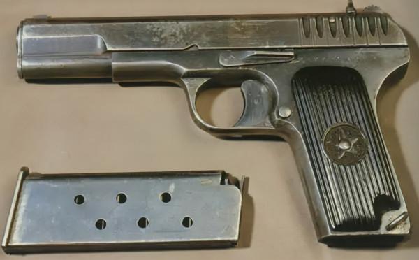 最早的國產製式手槍！身為54前身，卻鮮為人知